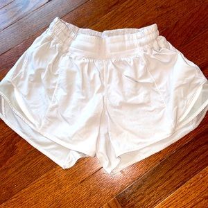 Lululemon white hotty hot shorts